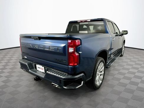 Used 2022 Chevrolet Silverado 1500 High Country w/ Technology Package AWD/4WD image 12