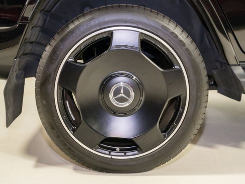 Used 2025 Mercedes-Benz G 63 AMG 4MATIC image 15