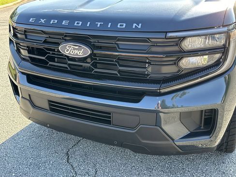 New 2025 Ford Expedition Max Active image 38