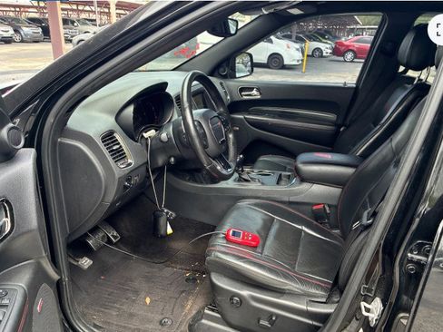 Used 2018 Dodge Durango R/T w/ Technology Group RWD image 9