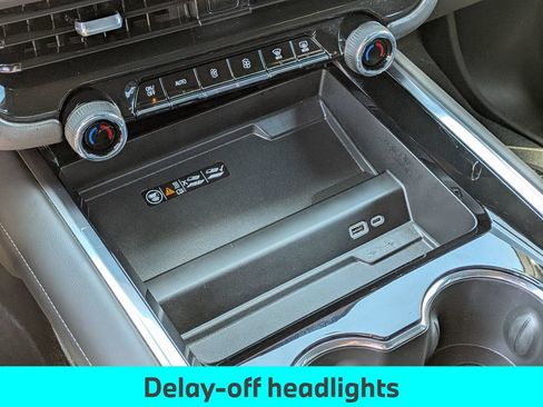 Used 2026 Chevrolet Tahoe Z71 w/ Comfort Package AWD/4WD image 34