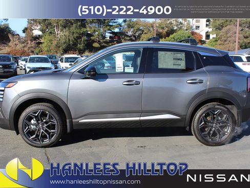 New 2026 Nissan Kicks SR w/ Illumination Package FWD image 2