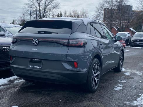 Used 2025 Volkswagen ID.4 Pro S image 3