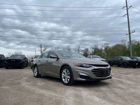 Used 2022 Chevrolet Malibu LT FWD image 5