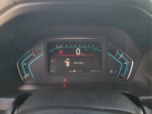 Used 2018 Honda Odyssey EX image 28