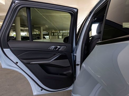 New 2026 BMW X5 xDrive50e image 22