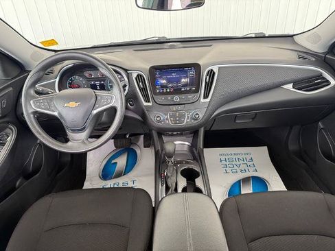 Used 2024 Chevrolet Malibu LT FWD image 3