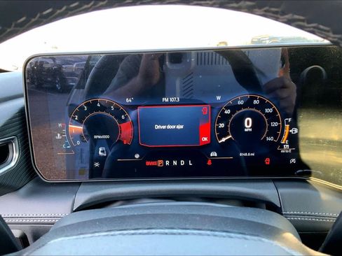 Used 2025 Ford Mustang Premium RWD image 22