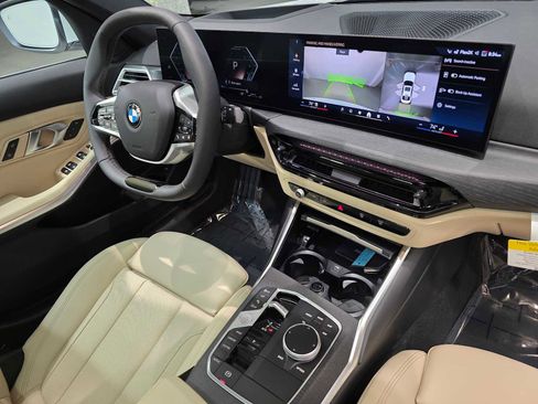 New 2026 BMW 330i xDrive Sedan w/ Premium Package image 34