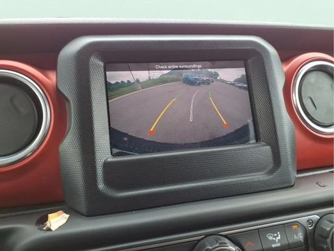 Used 2021 Jeep Wrangler Unlimited Rubicon AWD/4WD image 29