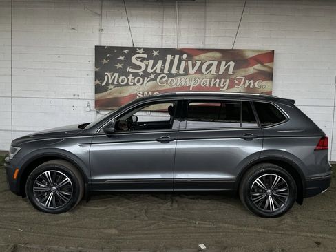 Used 2019 Volkswagen Tiguan SEL image 2