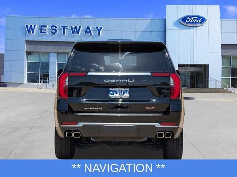 Used 2025 GMC Yukon Denali AWD/4WD image 4