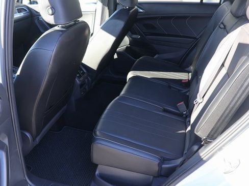Used 2023 Volkswagen Tiguan SE R-Line image 20
