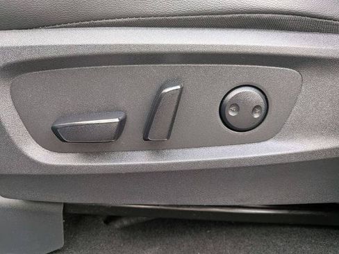Certified 2025 Nissan Pathfinder SL AWD/4WD image 14