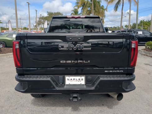 Used 2024 GMC Sierra 2500 Denali Ultimate image 6