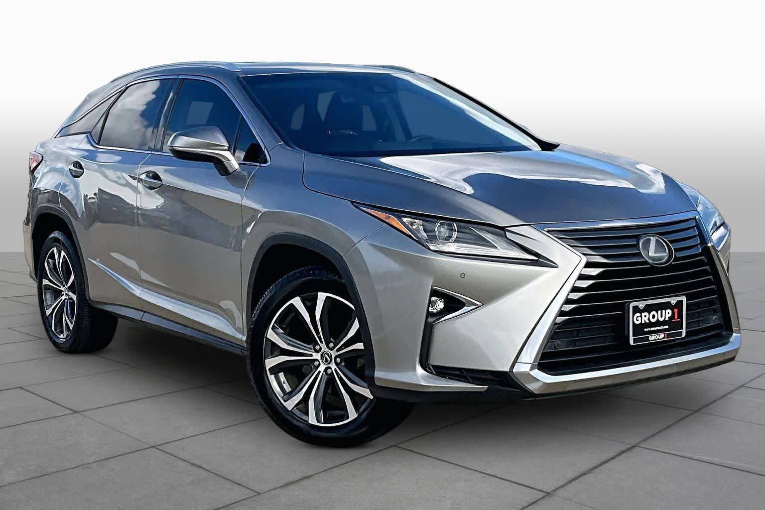 Used 2018 Lexus RX 350 FWD w/ Premium Package image 3