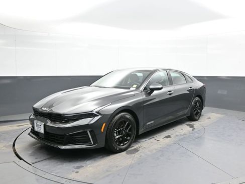 Used 2025 Kia K5 LXS image 1