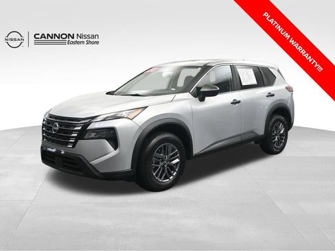 Used 2024 Nissan Rogue S AWD/4WD image 1