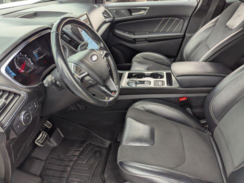 Used 2021 Ford Edge ST image 27