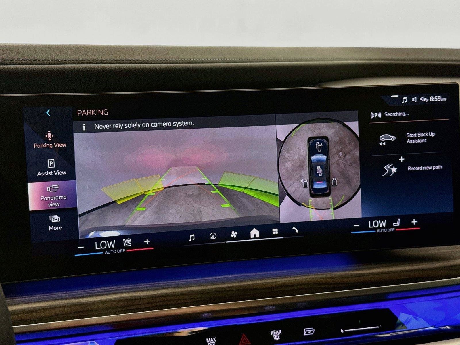 Used 2023 BMW i7 xDrive60 w/ Executive Package 2 AWD/4WD image 17