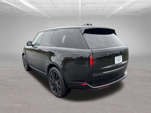 New 2025 Land Rover Range Rover SE AWD/4WD image 3