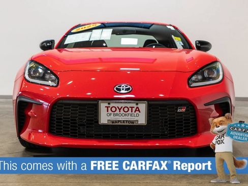Certified 2025 Toyota GR86 Premium w/ ALL Weather Mat Package (TMS) RWD image 2