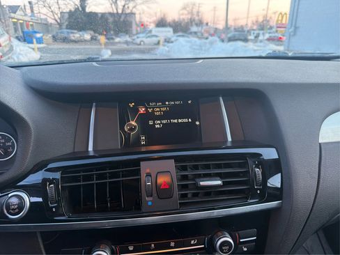 Used 2017 BMW X3 xDrive28i image 16