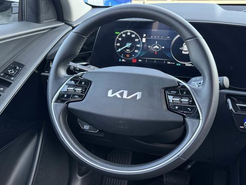 Used 2023 Kia Niro Wind FWD image 24