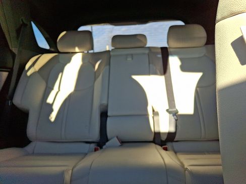 Certified 2025 Genesis Electrified GV70 image 19