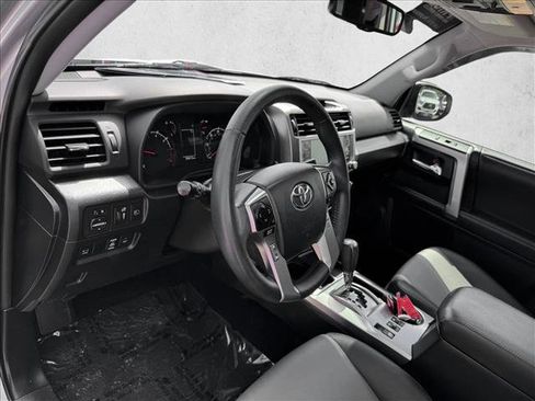 Used 2022 Toyota 4Runner SR5 Premium w/ Moonroof Package RWD image 12