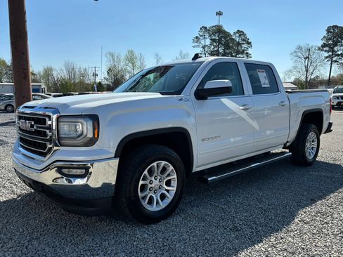 Used 2016 GMC Sierra 1500 SLE w/ SLE Value Package image 3