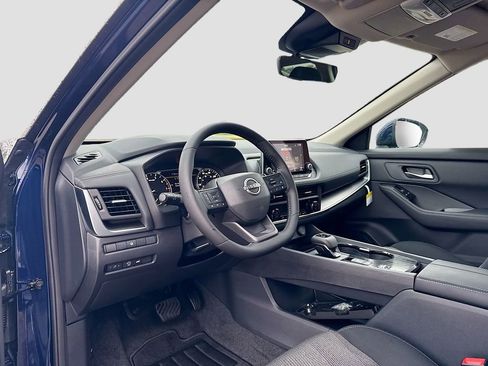 New 2026 Nissan Rogue SV image 9