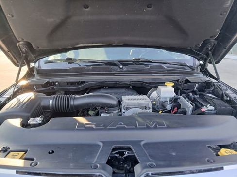 Used 2020 RAM 1500 Laramie image 36