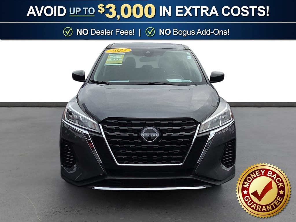 Used 2025 Nissan Kicks Play S FWD image 11