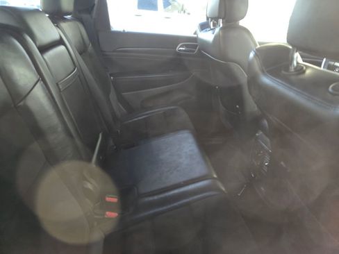 Used 2020 Jeep Grand Cherokee Altitude image 4