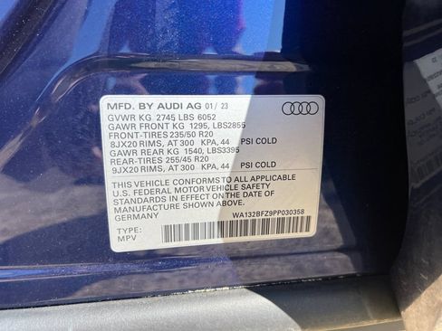 Used 2023 Audi Q4 e-tron Premium Plus w/ Premium Plus AWD/4WD image 40