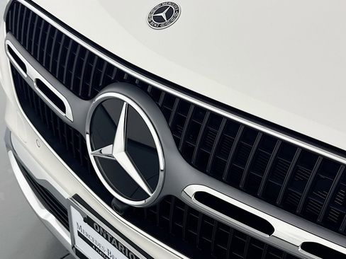 New 2026 Mercedes-Benz GLC 300 image 12