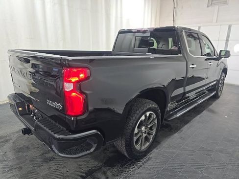 Used 2024 Chevrolet Silverado 1500 High Country w/ Technology Package AWD/4WD image 4