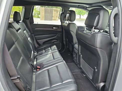Used 2021 Jeep Grand Cherokee High Altitude AWD/4WD image 16