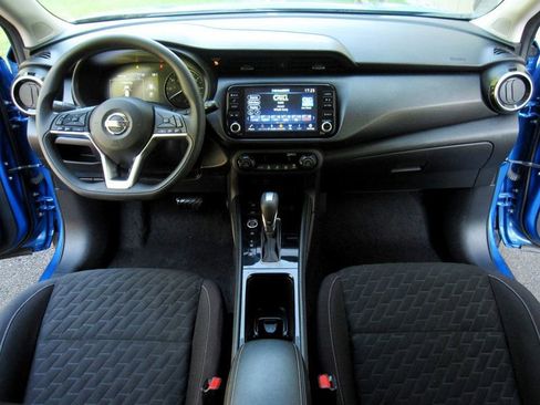 Used 2021 Nissan Kicks SV FWD image 20