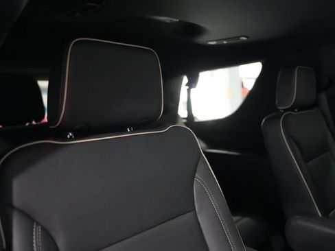 Used 2025 GMC Yukon Elevation w/ Elevation Premium Package AWD/4WD image 22