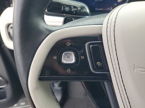 Used 2025 Lincoln Aviator AWD w/ Jet Appearance Package image 20