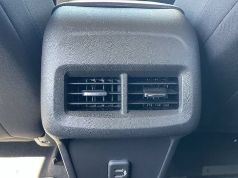 Used 2022 Chevrolet Equinox LT FWD image 20