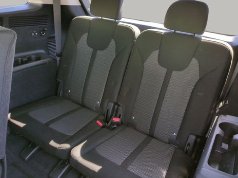 Certified 2026 Kia Sorento LX FWD image 16