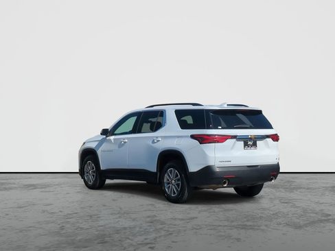Used 2023 Chevrolet Traverse LT FWD image 6