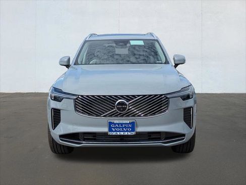 New 2026 Volvo XC90 T8 Ultra w/ Protection Package Premier image 4