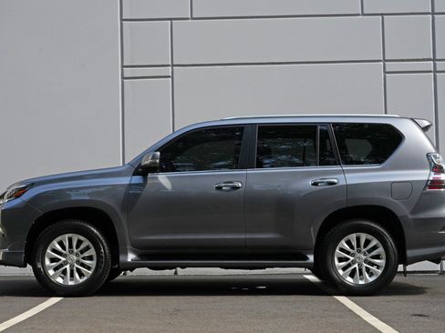 Used 2023 Lexus GX 460 Premium w/ Premium Plus Package AWD/4WD image 9