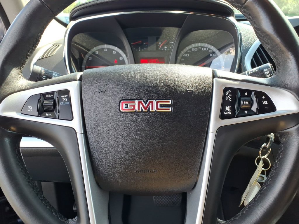 Used 2017 GMC Terrain SLE w/ Convenience Package FWD image 5