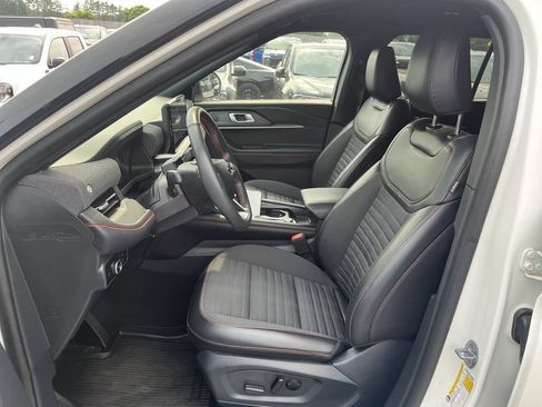 Certified 2025 Ford Explorer ST-Line w/ ST-Line Street Pack AWD/4WD image 6