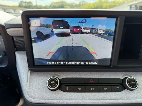 Used 2022 Ford Maverick XLT image 19